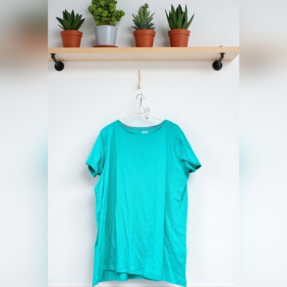 Croft & Barrow Essential Crewneck Tee Color: Greenway, Size: LARGE(EUC) - Picture 4 of 8